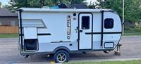 Caravanes et camping-cars d'occasion 2025, remorques de voyage à essieu simple ou double, entièrement meublées, à vendre à prix réduits