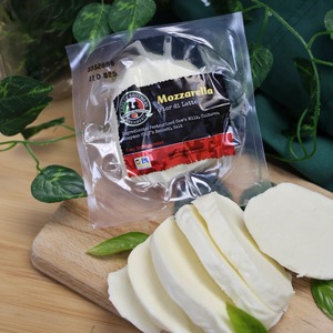 Fromage Mozzarella, fromage frais au lait, fromage doux et extensible, idéal pour les commandes en gros et la transformation alimentaire - Product Image 3