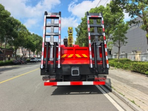 12 Roda Truk Derek Multifungsi Terpasang Derek Hidrolik Teleskopik Penjualan Terlaris Untuk Pengangkatan Kargo - Product Image 6