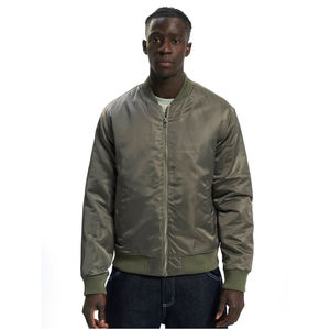 Chaqueta Bomber Personalizada para Hombre con Cuello Alto, Tela de Lona, Logotipo Frontal, Invierno, Alta Calidad, Hecha en Pakistán - Product Image 3