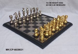 Elegante juego de ajedrez digital personalizado Elegante tablero de ajedrez de backgammon Calidad original Metal y madera con forma cuadrada - Product Image 2