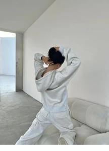 Ensembles de sweat à capuche tendance broderie personnalisée femmes survêtement Jogging fille vierge survêtement ensembles de haute qualité coton ample - Product Image 3