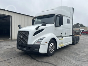 ¡COMPRA AHORA! Manipuladores de Servicio Pesado para VNL64T740 2020, 455HP, Transmisión de 12 Velocidades con Suspensión Neumática - Listos para Enviar - Product Image 3