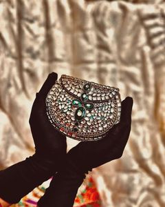 SMART LINKED Handmade Eco-friendly Resin Clutch Luxury Designer Purse Customizable High Quality Best Price Decorative Design - Product Image 4