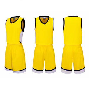 Shorts respirants de vêtements de basket-ball d'été de nouvelle arrivée du fabricant Pure avec conception de logo personnalisé pour la tenue d'équipe - Product Image 4