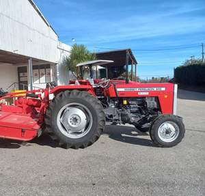 Tracteur à gazon multifonctionnel Massey Ferguson 4275 4X4, moteur 70 CV, boîte de vitesses 4 roues motrices, pompe, haute productivité - Product Image 5