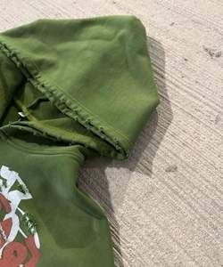 Categorie Vêtements et accessoires>> Vêtements pour hommes>> Sweats à capuche et sweatshirts pour hommes - Product Image 3