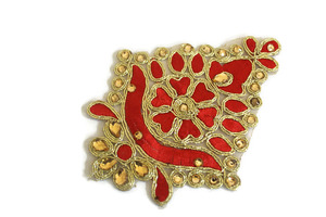 2025 traditionnel brodé rouge or en forme de coeur Applique Patch fabriqué à la main toile tissu mariage décor perles pour vêtements ethniques - Product Image 6