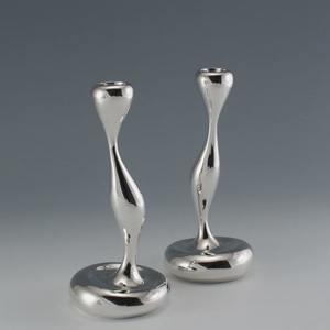 Support de bougie en métal pour la décoration de la maison, porte-bougie pour l'éclairage et la décoration, finition antique élégante, porte-bougie décoratif - Product Image 1