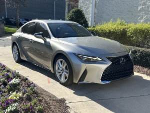Lexus IS 300 Turbo Premium RWD 2023 Usado en Buen Estado - Product Image 2
