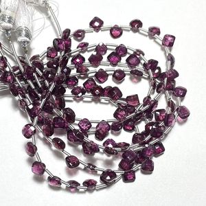 Gros Coussin Forme Briolette Rose Grenat Facettes Fantaisie Pierre Perles Pierre Naturelle 5-6.5MM Perceuse Latérale pour la Fabrication de Bijoux - Product Image 4