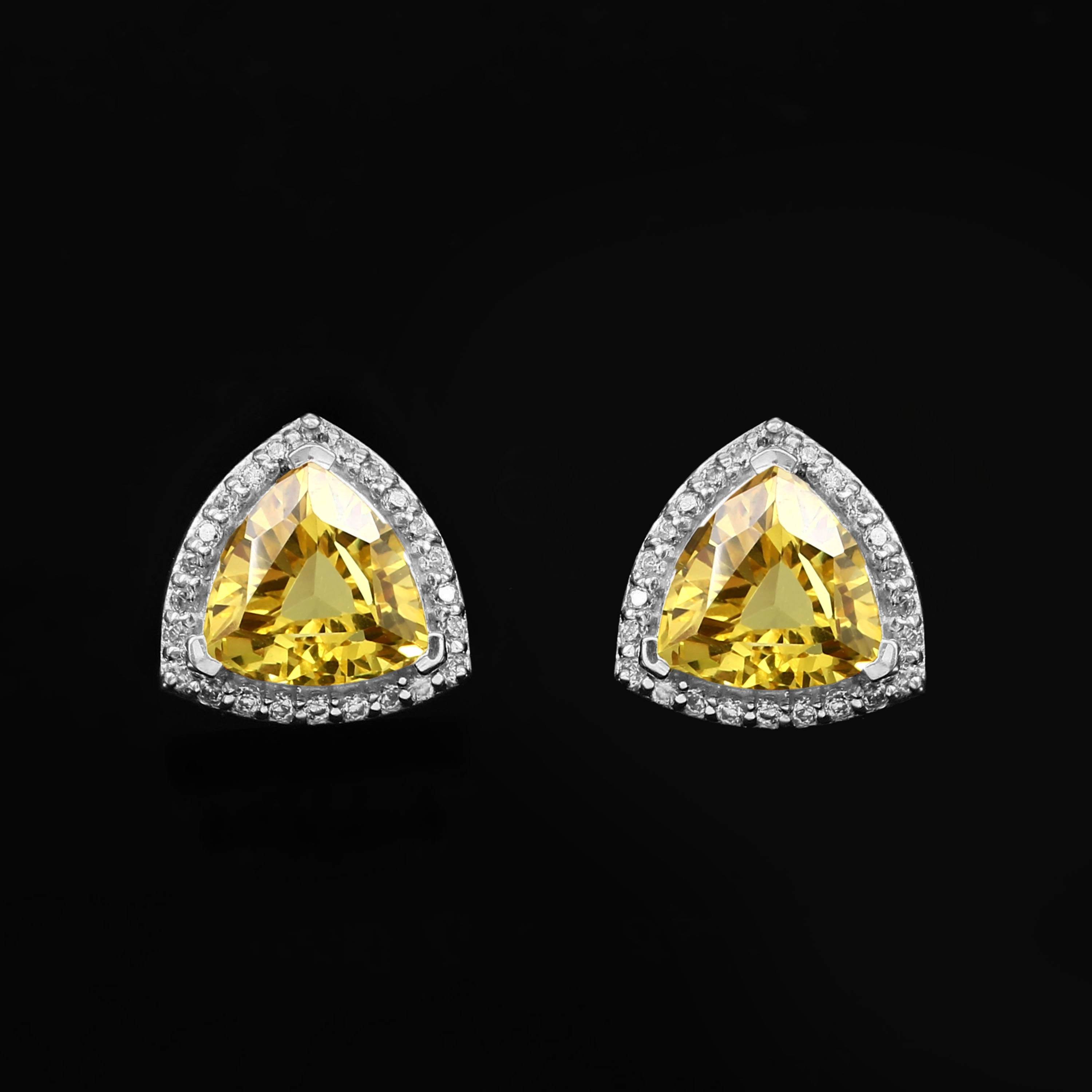 สีเหลือง