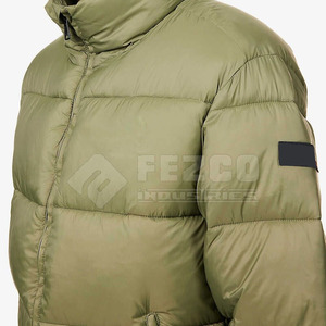 Cómoda chaqueta de invierno de burbujas con cuello levantado para adultos de secado rápido y hecha en Pakistán con logotipo frontal para hombres de talla grande - Product Image 3