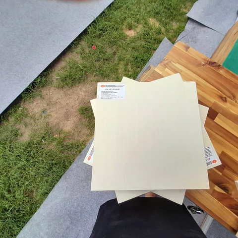 Vietnam Manufacturer's High-Grade 12/15/18/21mm Phenolic Board Poplar Plywood with Rubber Core for Living Room Bedroom Furniture