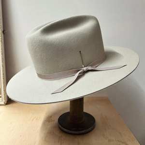 Nuevo estilo 100% lana logotipo personalizado Fedora sombreros todos los colores y bordes diseño personalizado al por mayor - Product Image 3