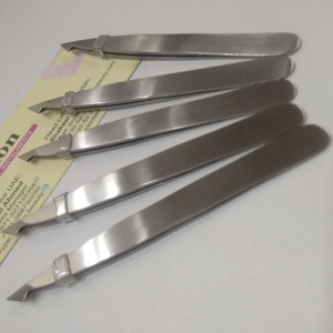 Pinzas profesionales de acero inoxidable para cejas rectas y puntiagudas, pinzas para cejas con logotipo personalizado y etiqueta privada - Product Image 1