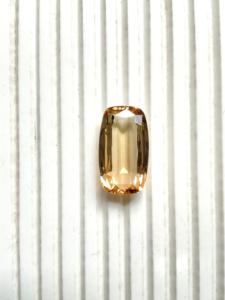 พลอยทัวร์มาลีนสีเหลือง 20.33 กะรัต ทรงคุชชั่น เจียระไนเหลี่ยม  เปลี่ยนสีได้ สำหรับทำเครื่องประดับคุณภาพสูง คุณภาพธรรมชาติ - Product Image 3