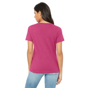 T-shirt à manches courtes en jersey décontracté pour femme Bella Canvas, couleur Berry, col en V, 100% coton peigné Airlume, respirant - Product Image 3