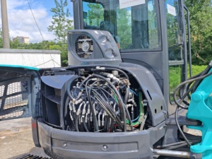 Excavateur d'occasion Kobelco Sk55Sr Mini excavateur Kobelco d'occasion Excavateur hydraulique sur chenilles 5 tonnes à vendre - Product Image 3