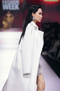 เสื้อโค้ทสตรีแบบเวียดนามสำหรับฤดูหนาวบริการลูกค้า24/7 - Product Image 5