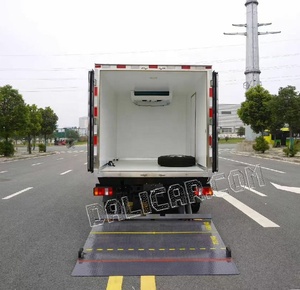 China Sino Howo 5ton <strong>Small</strong> Refrigerated <strong>Truck</strong> 4x2 4.2M Container Fresh Food Cold Chain Vehicles - Product Image 6