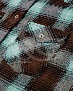 Blusa de algodón a cuadros de gran tamaño para mujer diseñada para la comodidad con cuello nítido mangas completas y tela ligera - Product Image 4