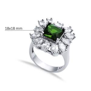 แหวนพลอยก้อนมรกตสี่เหลี่ยมแบบตุรกีเครื่องประดับเงินสเตอร์ลิงทำด้วยมือแบบ925 - Product Image 2