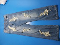 Jean décontracté pour homme en denim sergé 800g, tricoté, délavé chimiquement, coupe droite, taille mi-haute, avec motif déchiré et effet usé, à séchage rapide