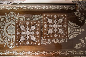 Exclusive Square <b>Food</b> <b>Storage</b> <b>Container</b> with Wooden Lid and Acrylic Base Handcrafted in India <b>for</b> Eid Ramadan - Product Image 3