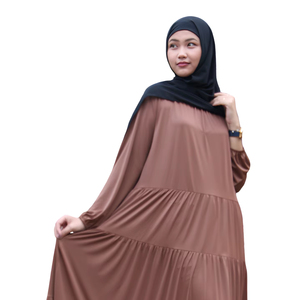 Robe longue pour femmes de haute qualité Design ethnique modeste avec manches longues Tissu en mousseline de soie douce Durable et élégant Zevanya - Product Image 2