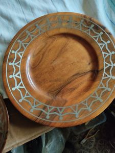 Bandeja de madera redonda con incrustaciones de fregona de alta calidad Bandeja de servicio recién llegada para vacaciones de Ramadán Fabricada en Vietnam - Product Image 4