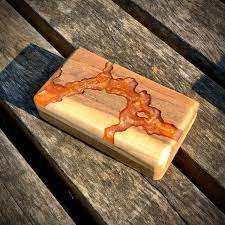 Caja de Joyería Artesanal Moderna y Antigua de Resina y Madera al por Mayor con Colores y Tamaños Personalizados para Almacenamiento de Maquillaje por HAND MADE CRAFT - Product Image 4