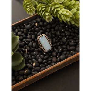 Anillo Ajustable de Ópalo y Plata de Ley Hecho en Navajo, Talla 8, Chapado en Oro Rosa con Engaste de Bisel, Marca Privada Licenciada 'Is' - Product Image 3