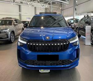 SUV 2024 Q Automático con Tracción en las Cuatro Ruedas, Neumáticos R18, Asientos de Cuero, Cámara Trasera, Gasolina 3L, Volante a la Izquierda, ACC Oscuro/Claro - Product Image 1