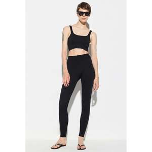 Seamless <b>Shaping</b> <b>Leggings</b> - Product Image 1