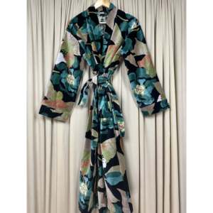 Luxury Unisex Velvet Kimono Elegant Reversible Silk Lined Quirky Gown XL Perfect Autumn Winter <b>Christmas</b> Gift Boho <b>Jacket</b> House - Product Image 4