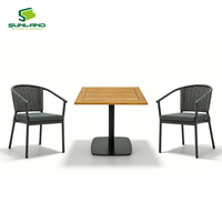 Ensemble de salle à manger d'extérieur minimaliste en corde tressée ambre, chaises à accoudoirs en aluminium avec table non en bois pour jardin, patio, bistrot, hôtel