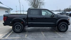 Ford F-150 Raptor R Usado 2025 - Product Image 2