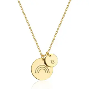 Colar de joias da moda para mulheres, colar delicado banhado a ouro 14K com pingente, moeda personalizada com letras iniciais arco-íris, pingente de disco personalizado