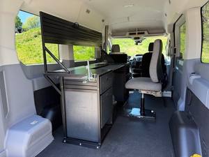 MEJOR OFERTA: Ford Transit 150 XLT 2018, Furgoneta de Trabajo con Portaequipajes y Transmisión - Product Image 4