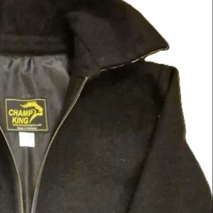 Veste en laine noire mélangée avec un col richement brodé et orné de perles, fabriquée par la marque Champ King au Pakistan - Product Image 2