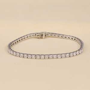 Bracelet tennis en diamant rond brillant cultivé en laboratoire en argent sterling et or 6,16 TCW Clarté VS Couleur E/F Accessoire de bijouterie - Product Image 2