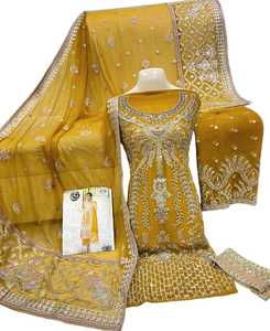 Fancy Pakistani Women Dress con Beads and Sequence Work Precio barato Venta al por mayor Pakistani Women Clothing Eid Collections - Product Image 1