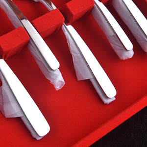 Ensemble de couteaux et de couverts de qualité professionnelle, couverts de cuisine robustes pour un usage domestique, 4 personnes, faible MOQ - Product Image 6