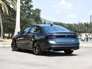 SUV Híbrido Enchufable 2025 con Autonomía NEDC de >700 km, Vehículo Inteligente de 7 Plazas de Nueva Energía, Automático, de Lujo, con Sistema DM-i, Batería de 90-110 kWh - Product Image 2