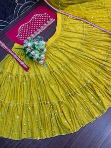 DERNIER DESIGNER VÊTEMENTS DE MARIAGE GEORGETTE TRAVAIL LOURD LEHENGAS AVEC DUPATTA - Product Image 6