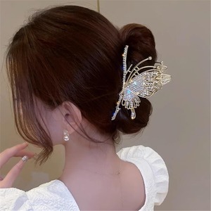 Pince à cheveux de haute qualité pour femmes et filles, style de cheveux disponible à des prix abordables en provenance d'Inde - Product Image 5