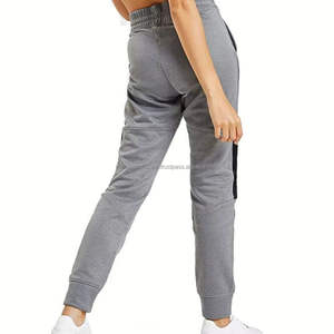 Conjunto Deportivo de Lujo para Mujer 100% Algodón |   Tela Natural Transpirable |   Ropa Deportiva para Gimnasio, Entrenamiento y Jogging - Product Image 3