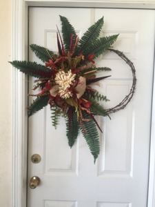 Artistic Metal <b>Wreath</b> Wall Hanging Handcrafted Round Design for <b>Door</b> Decor Christmas Holiday Indoor Outdoor Use - Product Image 4