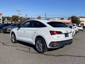 รถยนต์ออดี้ SQ5 สปอร์ตแบ็ค ปี 2022 ขับเคลื่อนสี่ล้อ เครื่องยนต์ 4.1-6 ลิตร รุ่นพรีเมียม มือสอง เบาะหนัง มาตรฐานยูโร 4 หน้าจอสัมผัส กล้องมองหลัง 360 องศา พวงมาลัยซ้าย 4 ประตู หลังคาพาโนรามา - Product Image 4